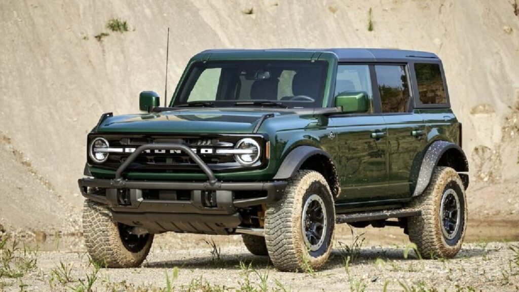 ford bronco front three quarters