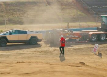 Tesla cybertruck vs truck