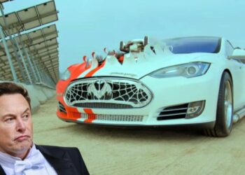 Gotham Garage Tesla Model S 383 V8 Elon Musk