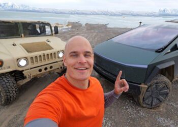 Tesla Cybertruck vs DIY Electric Hummer