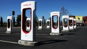 Car Companies Use Tesla Superchargers