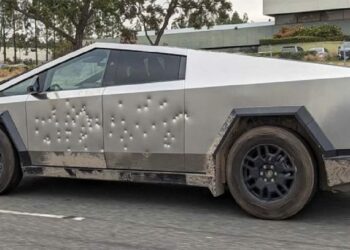Tesla Cybertruck Damage
